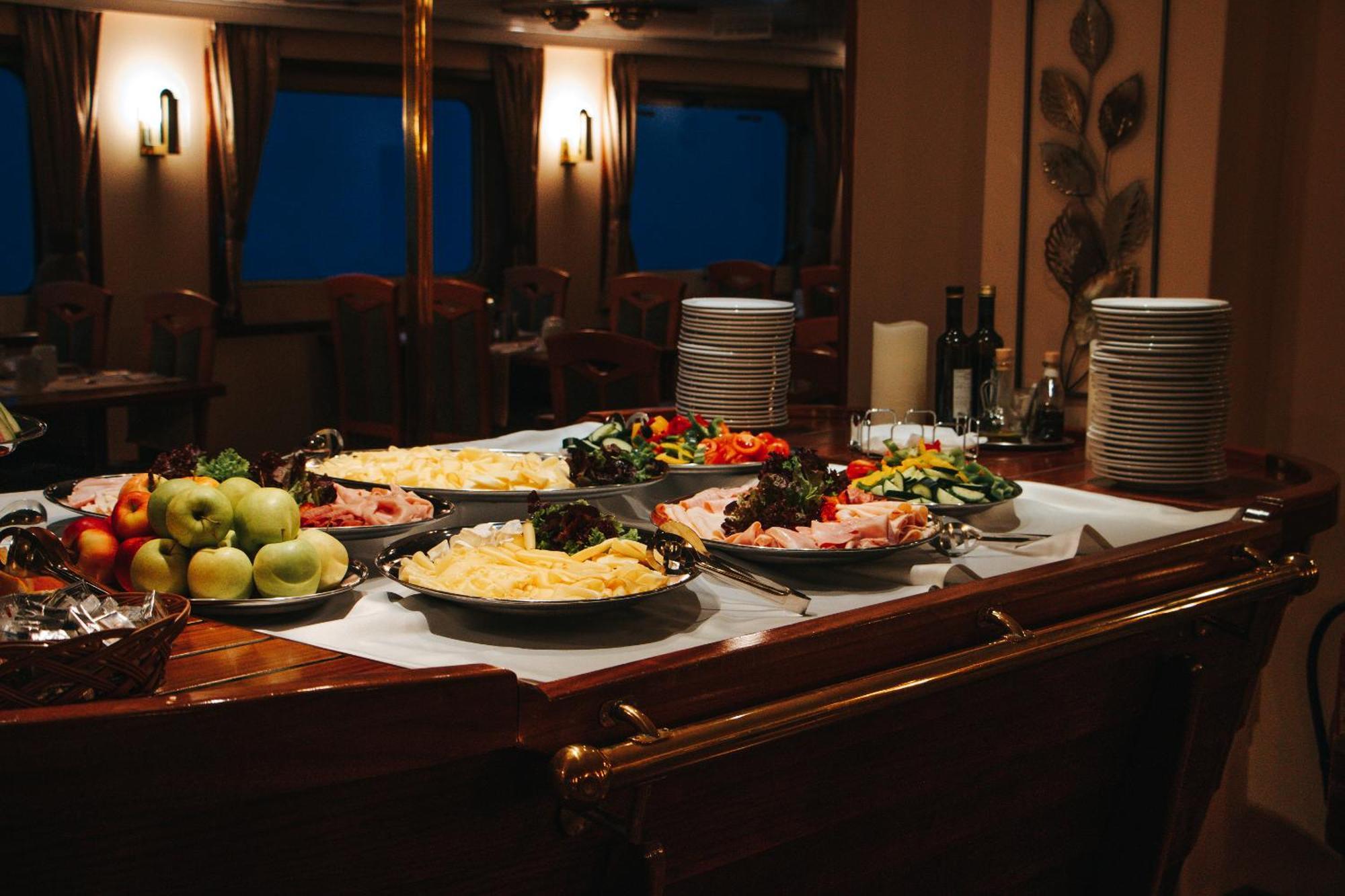 Hotel Florentina Boat 4*